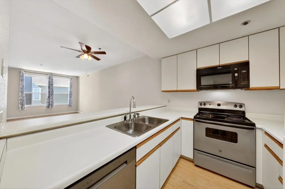 411 Park Avenue #327 San Jose, CA 95110