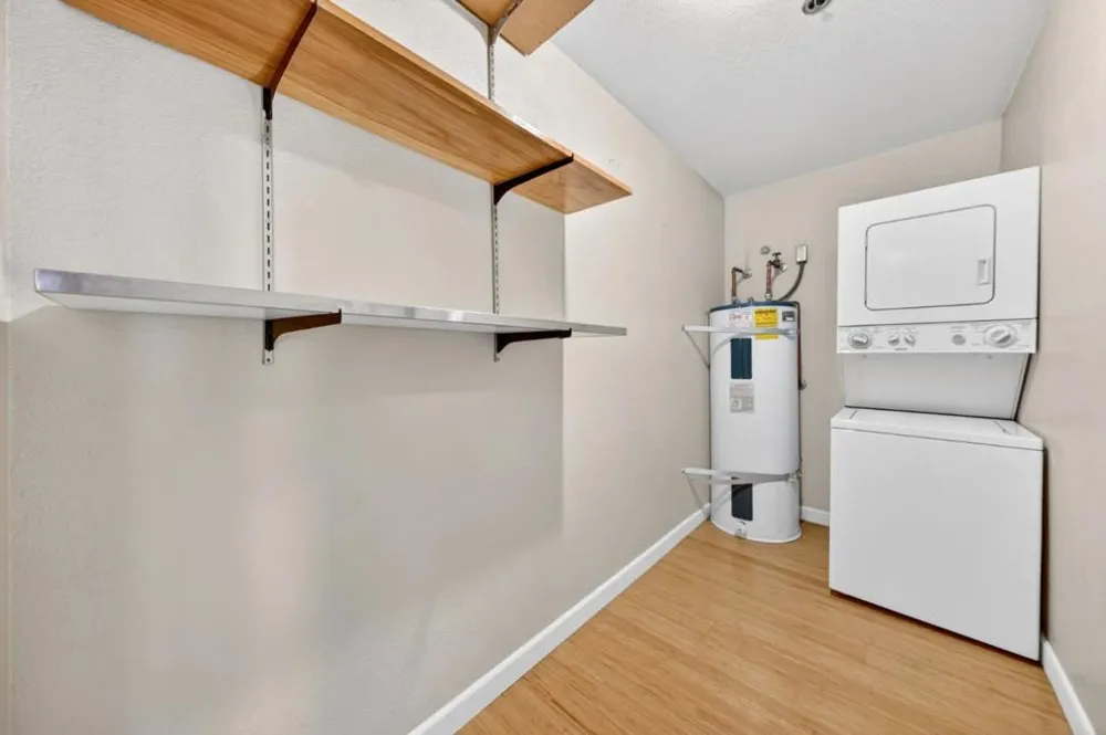 411 Park Avenue #327 San Jose, CA 95110