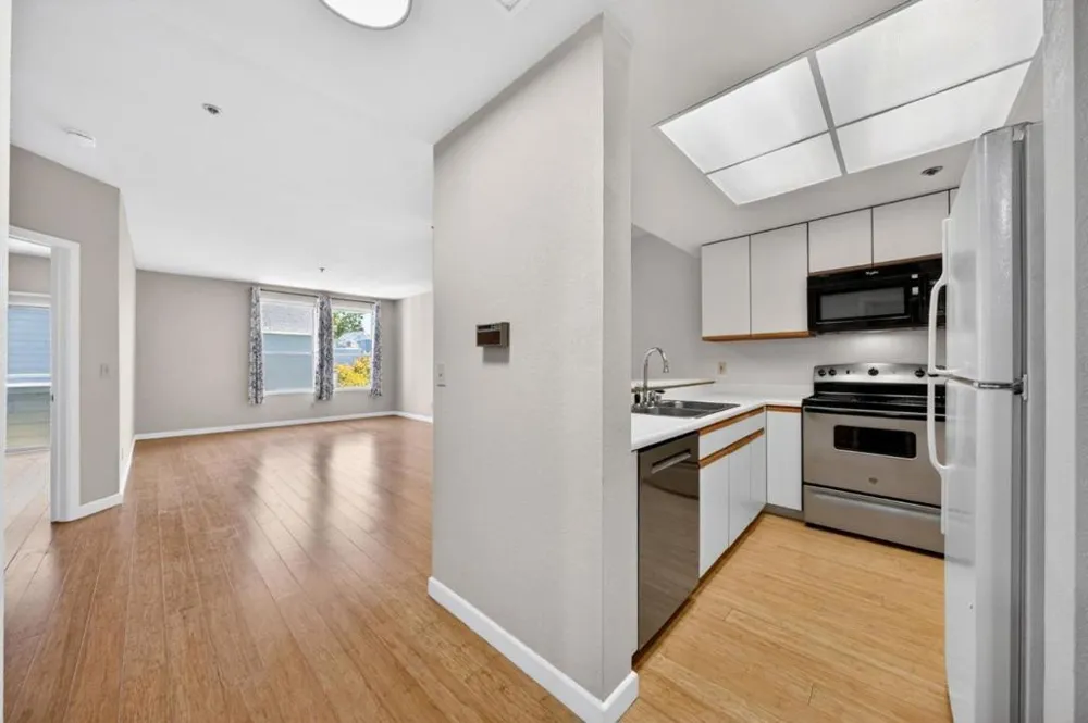 411 Park Avenue #327 San Jose, CA 95110