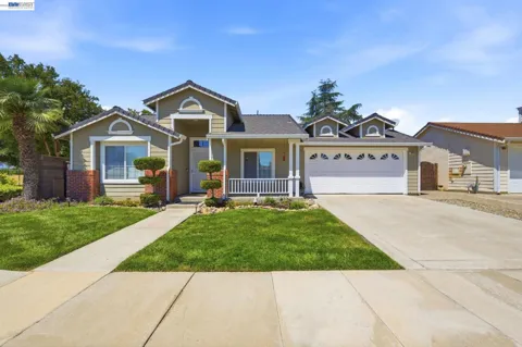 3035 Hudson Dr