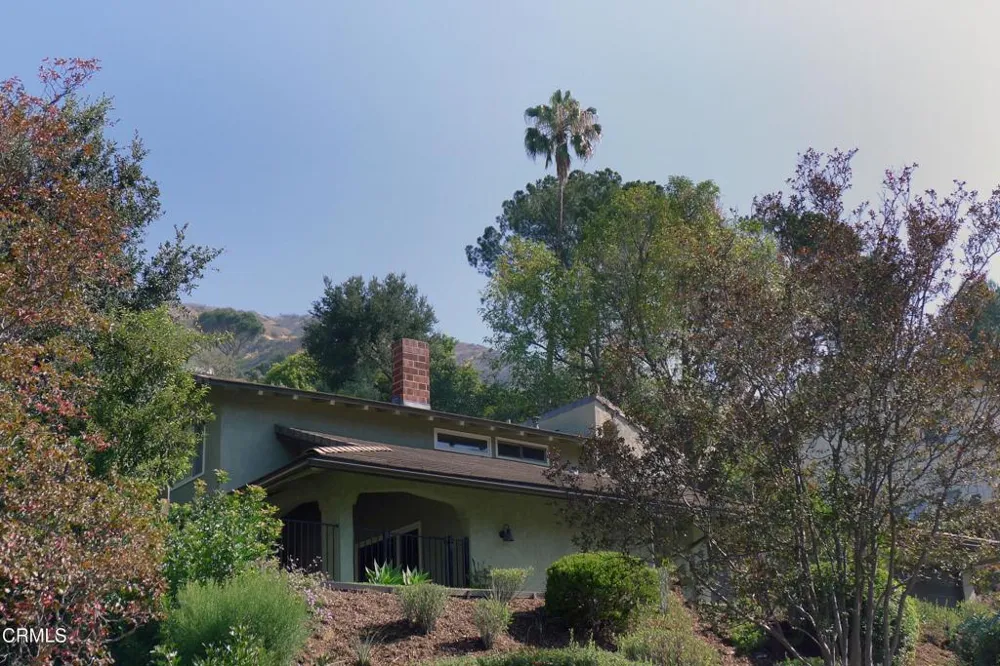 579 Acacia Street Sierra Madre, CA 91024