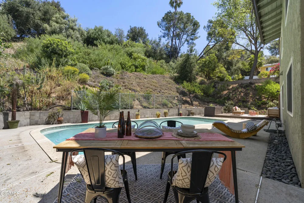 579 Acacia Street Sierra Madre, CA 91024