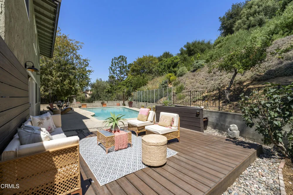 579 Acacia Street Sierra Madre, CA 91024