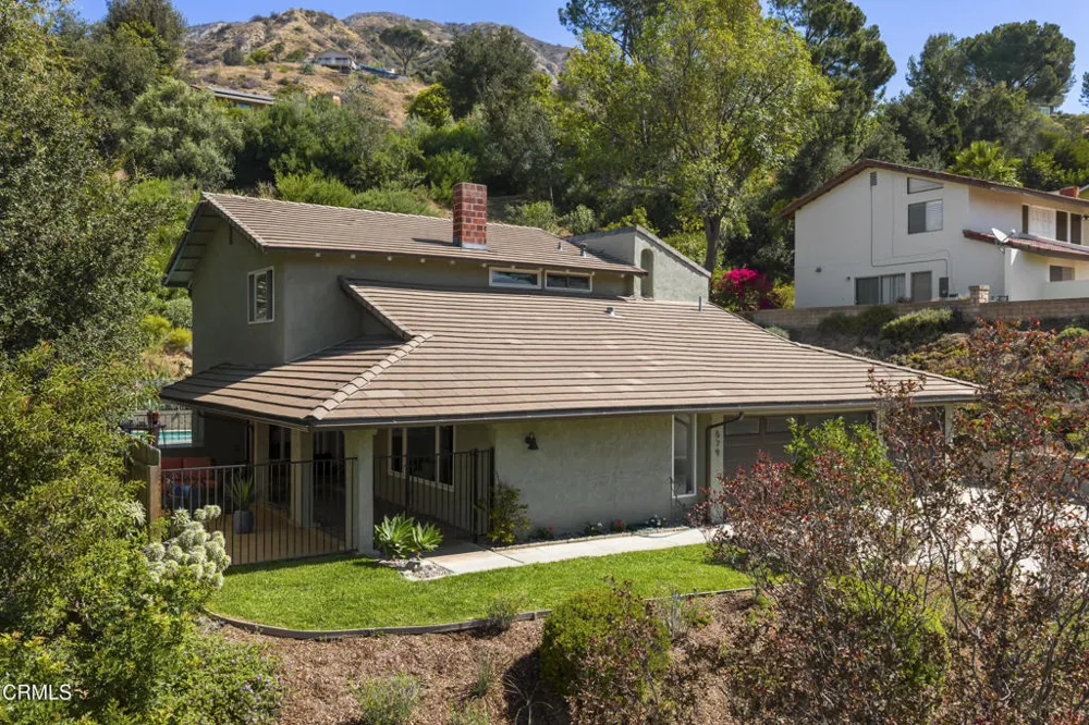 579 Acacia Street Sierra Madre, CA 91024