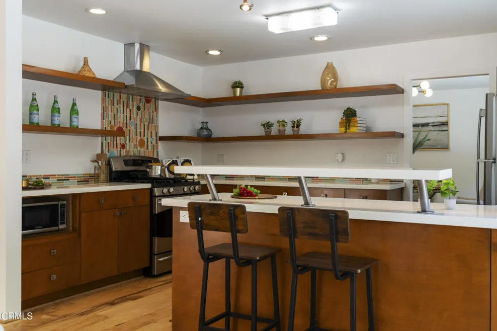 579 Acacia Street Sierra Madre, CA 91024
