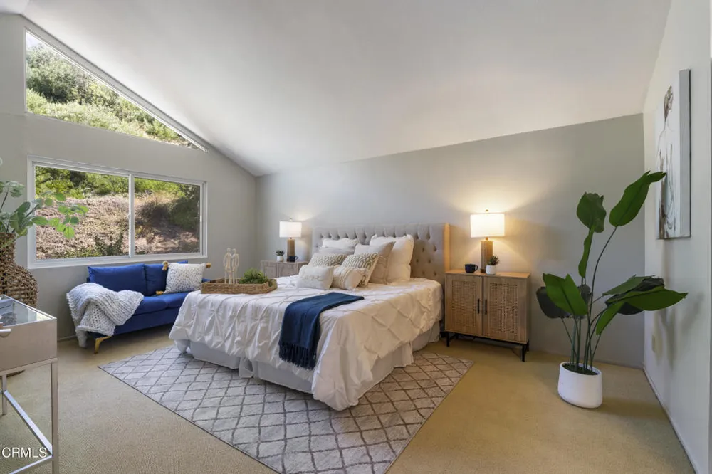 579 Acacia Street Sierra Madre, CA 91024