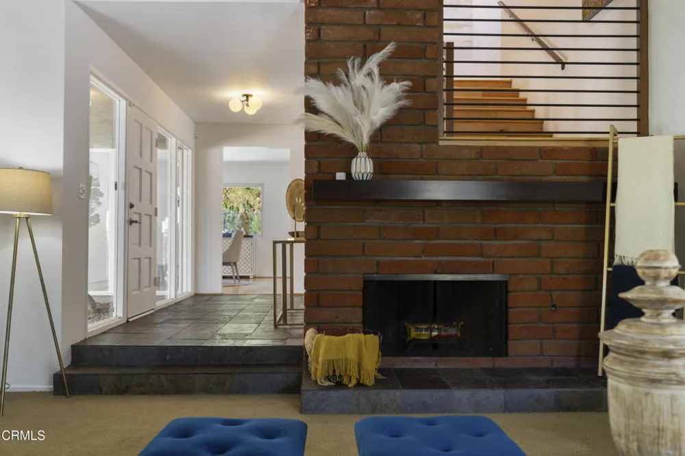 579 Acacia Street Sierra Madre, CA 91024