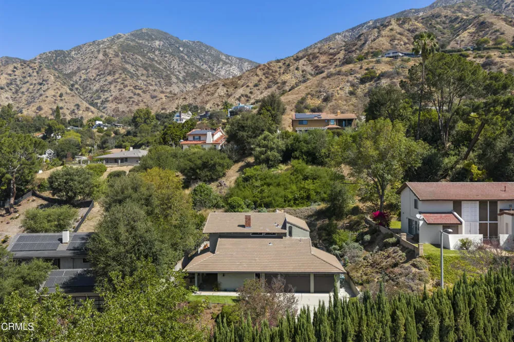 579 Acacia Street Sierra Madre, CA 91024