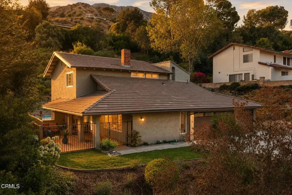 579 Acacia Street Sierra Madre, CA 91024