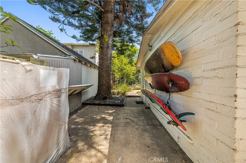 2361 Pelham Los Angeles, CA 90064