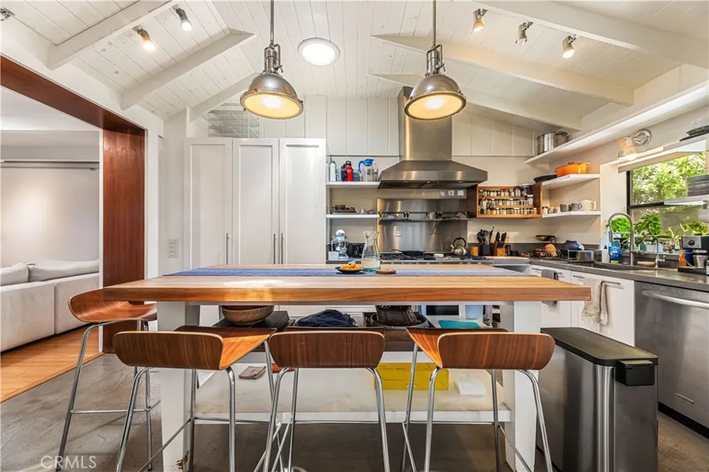 2361 Pelham Los Angeles, CA 90064