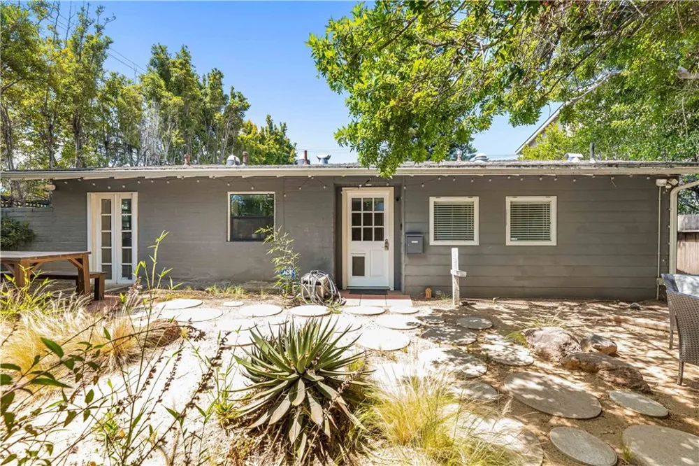 2361 Pelham Los Angeles, CA 90064