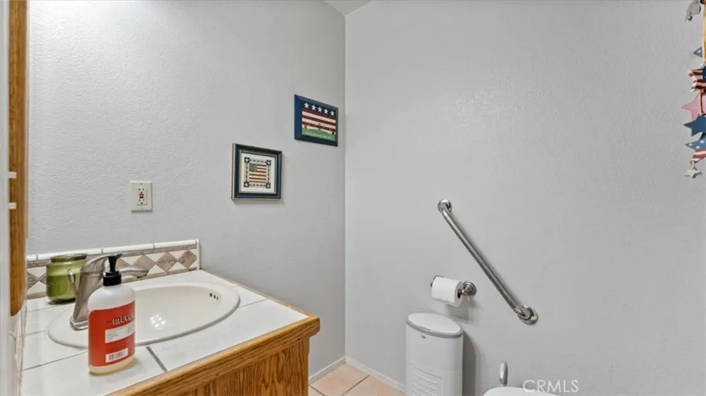 136 Bryden Oroville, CA 95966