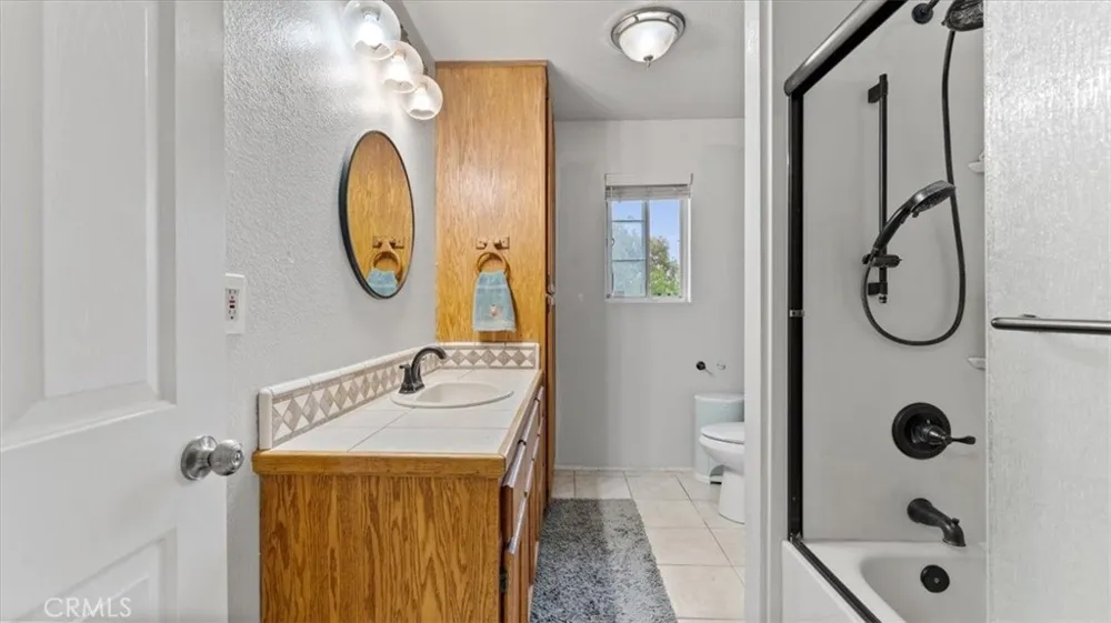 136 Bryden Oroville, CA 95966