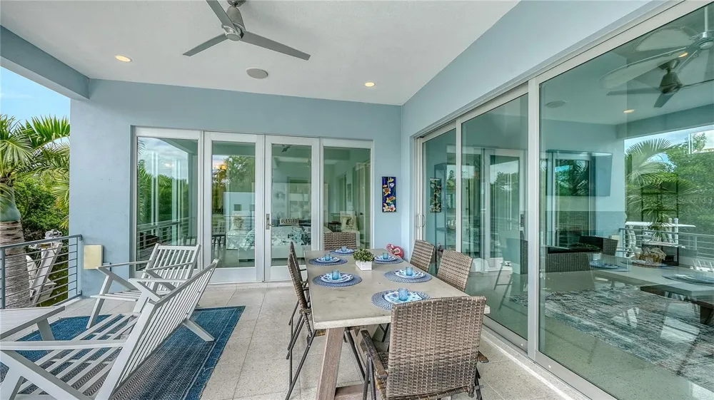 705 JUNGLE QUEEN WAY Longboat Key, FL 34228