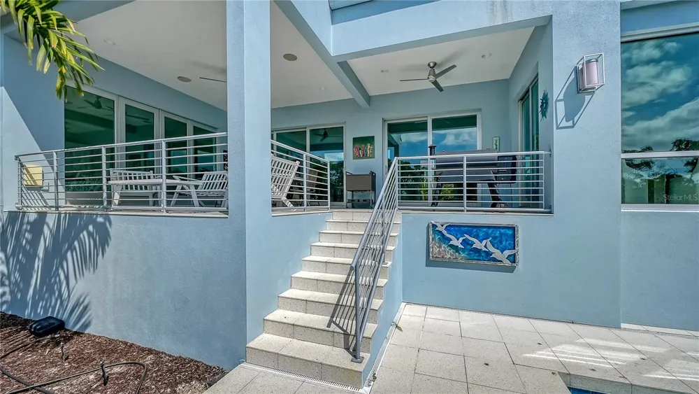 705 JUNGLE QUEEN WAY Longboat Key, FL 34228