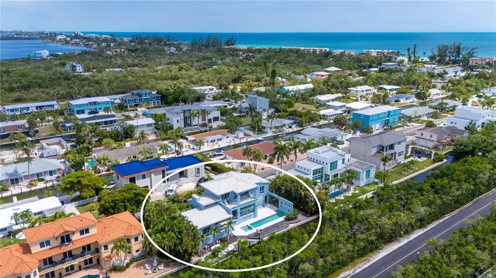 705 JUNGLE QUEEN WAY Longboat Key, FL 34228
