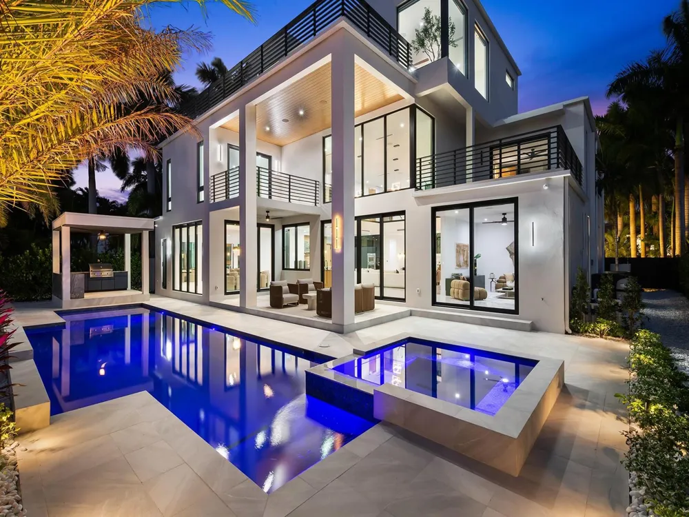 111 Fiesta Way Fort Lauderdale, FL 33301