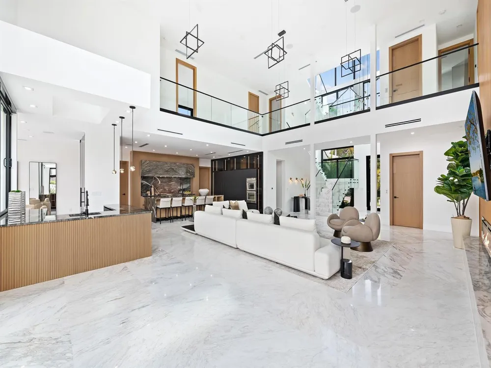 111 Fiesta Way Fort Lauderdale, FL 33301