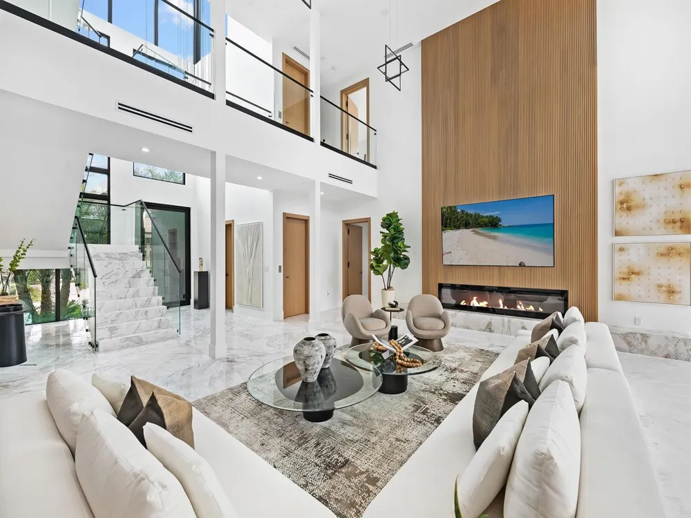 111 Fiesta Way Fort Lauderdale, FL 33301