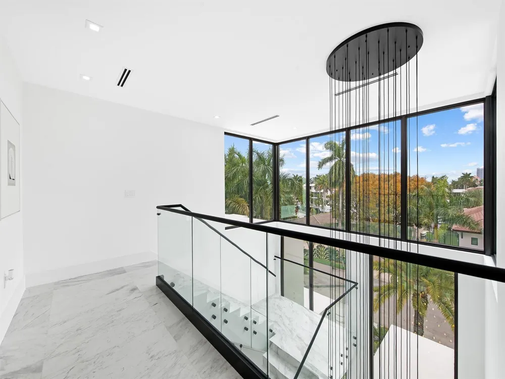 111 Fiesta Way Fort Lauderdale, FL 33301