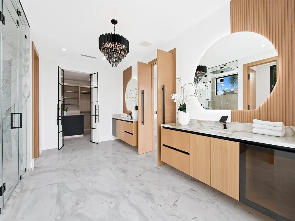 111 Fiesta Way Fort Lauderdale, FL 33301