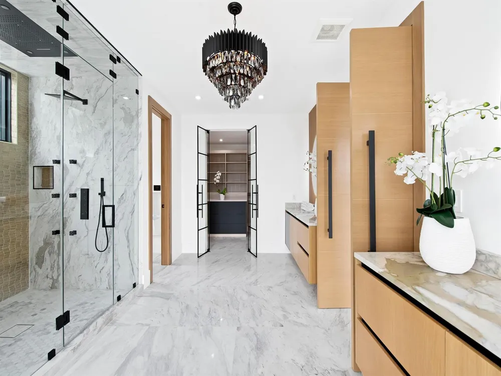 111 Fiesta Way Fort Lauderdale, FL 33301
