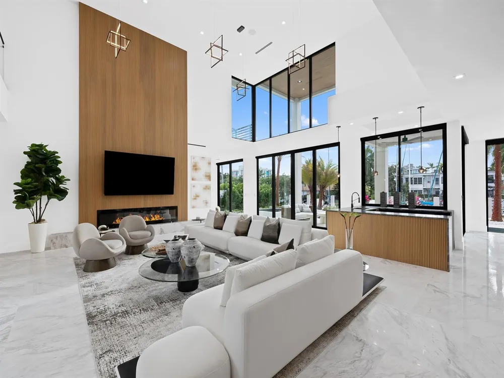 111 Fiesta Way Fort Lauderdale, FL 33301