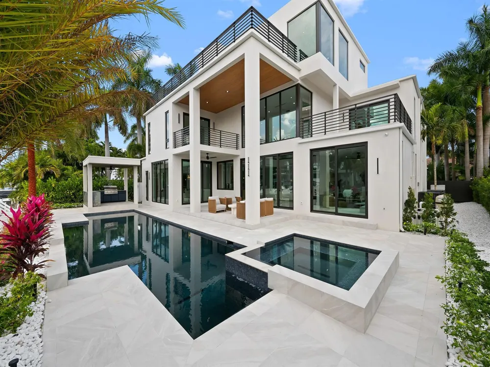 111 Fiesta Way Fort Lauderdale, FL 33301