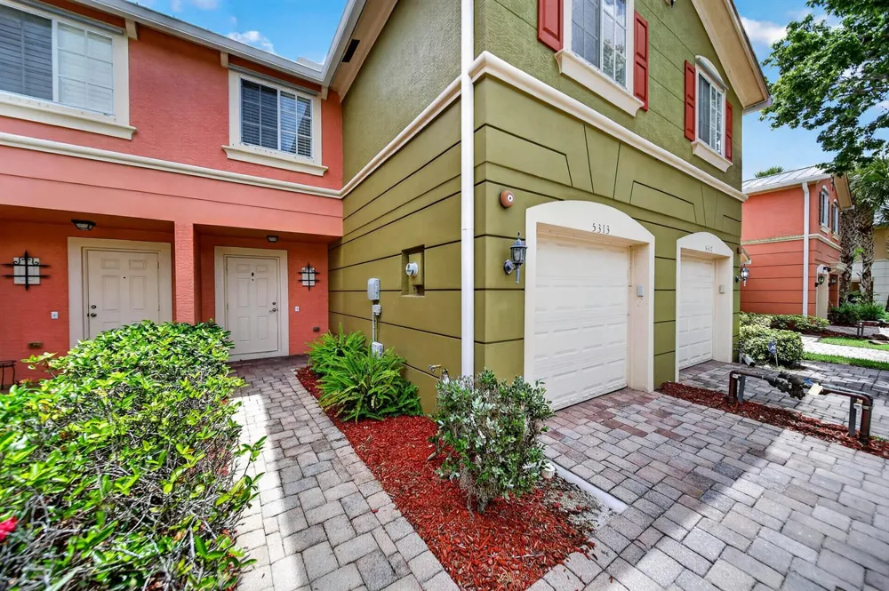 5313 SE Jennings Lane Stuart, FL 34997