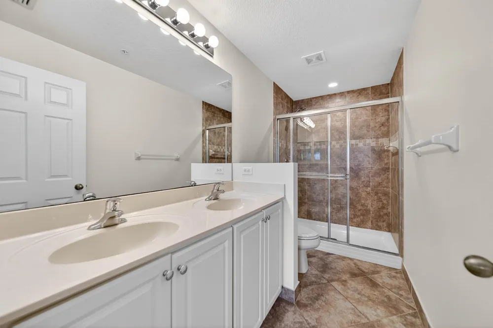 5313 SE Jennings Lane Stuart, FL 34997