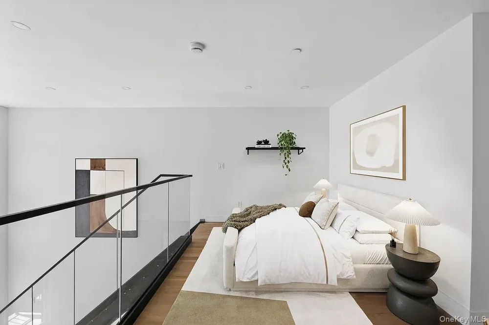 31-65 14th Street #PHB Astoria, NY 11106