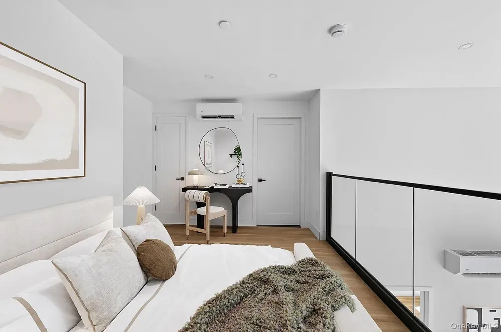 31-65 14th Street #PHB Astoria, NY 11106