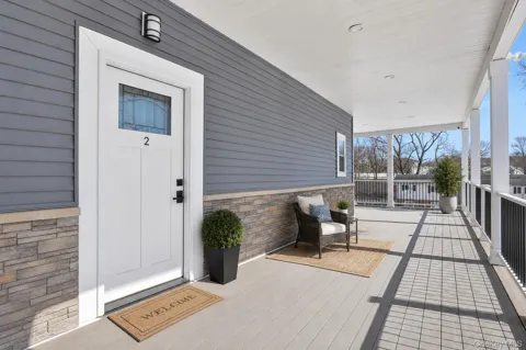 6 Morris Drive