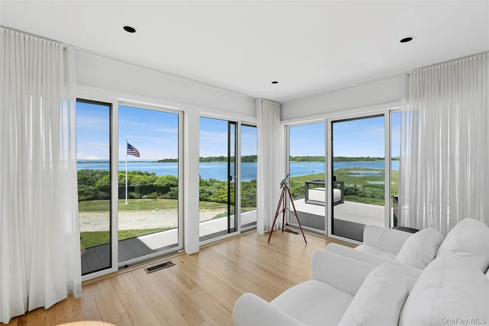 84 Inlet Road E Southampton, NY 11968