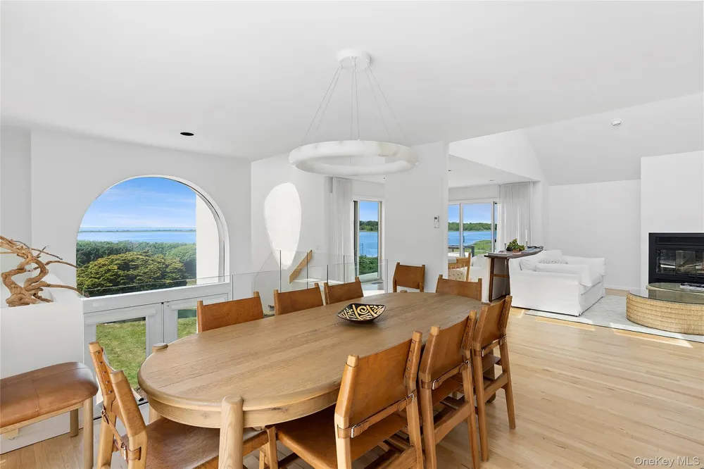 84 Inlet Road E Southampton, NY 11968