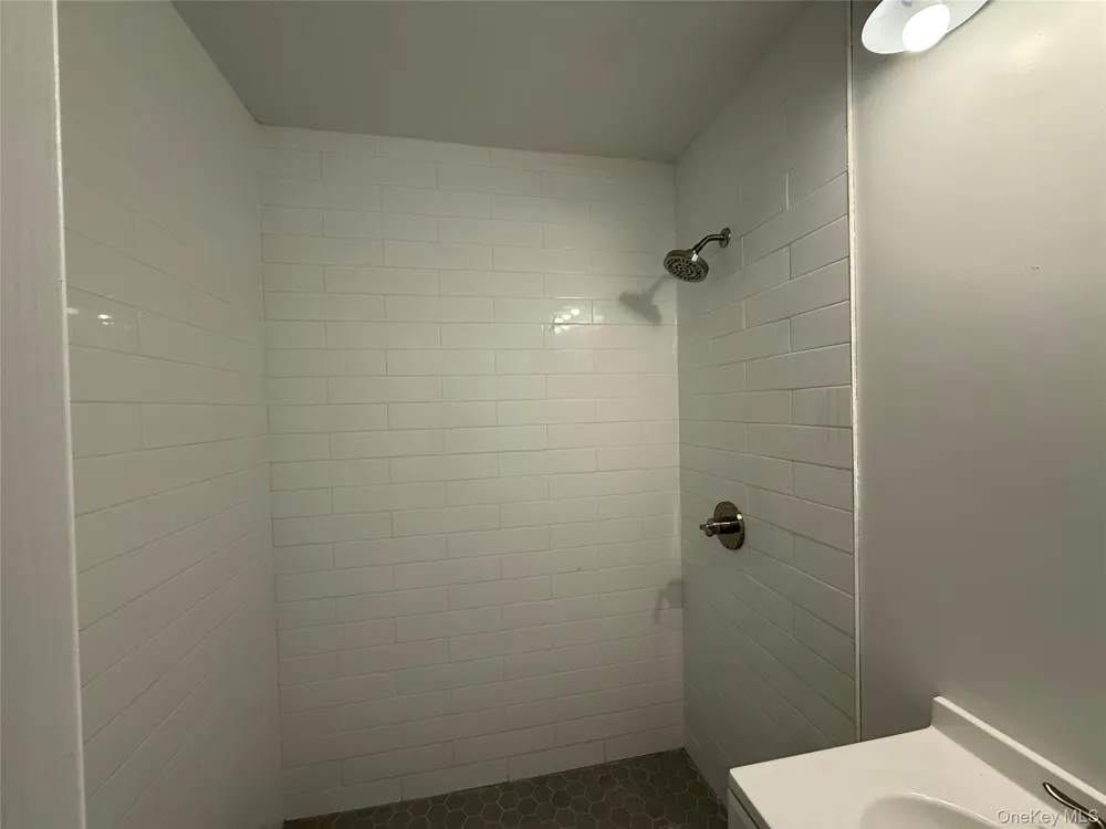 174 Center Street Ellenville, NY 12428