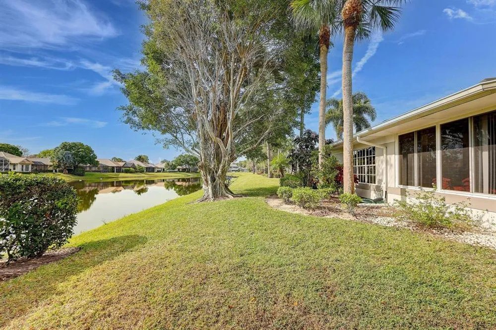 7334 Pine Creek Way Port St. Lucie, FL 34986