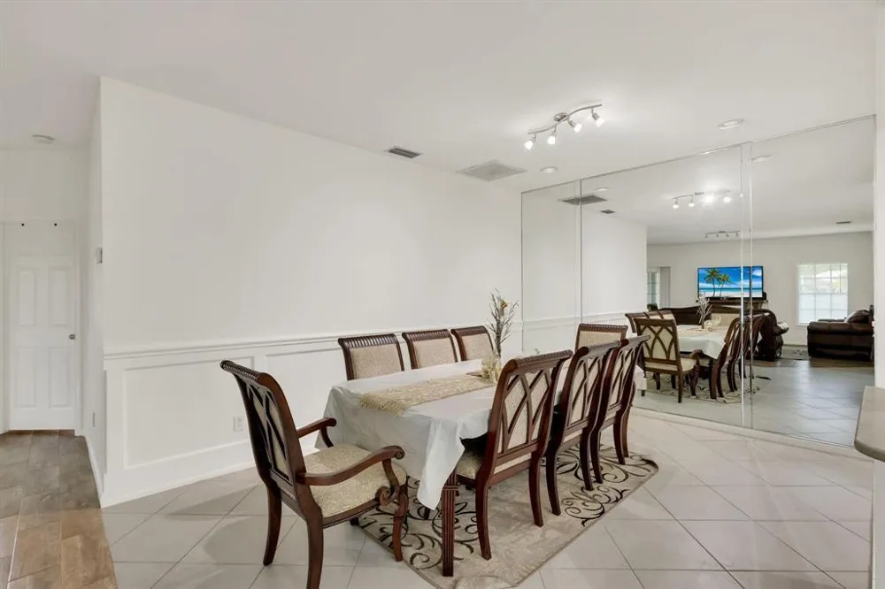 7334 Pine Creek Way Port St. Lucie, FL 34986