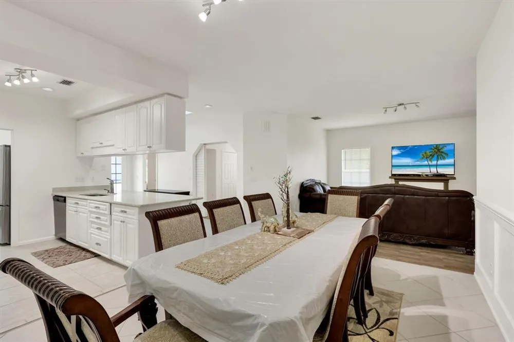 7334 Pine Creek Way Port St. Lucie, FL 34986