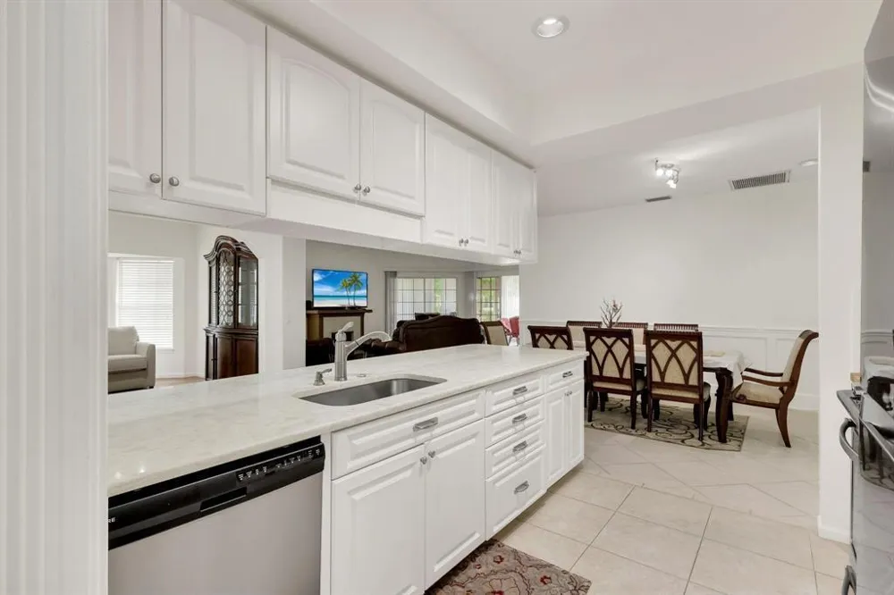 7334 Pine Creek Way Port St. Lucie, FL 34986