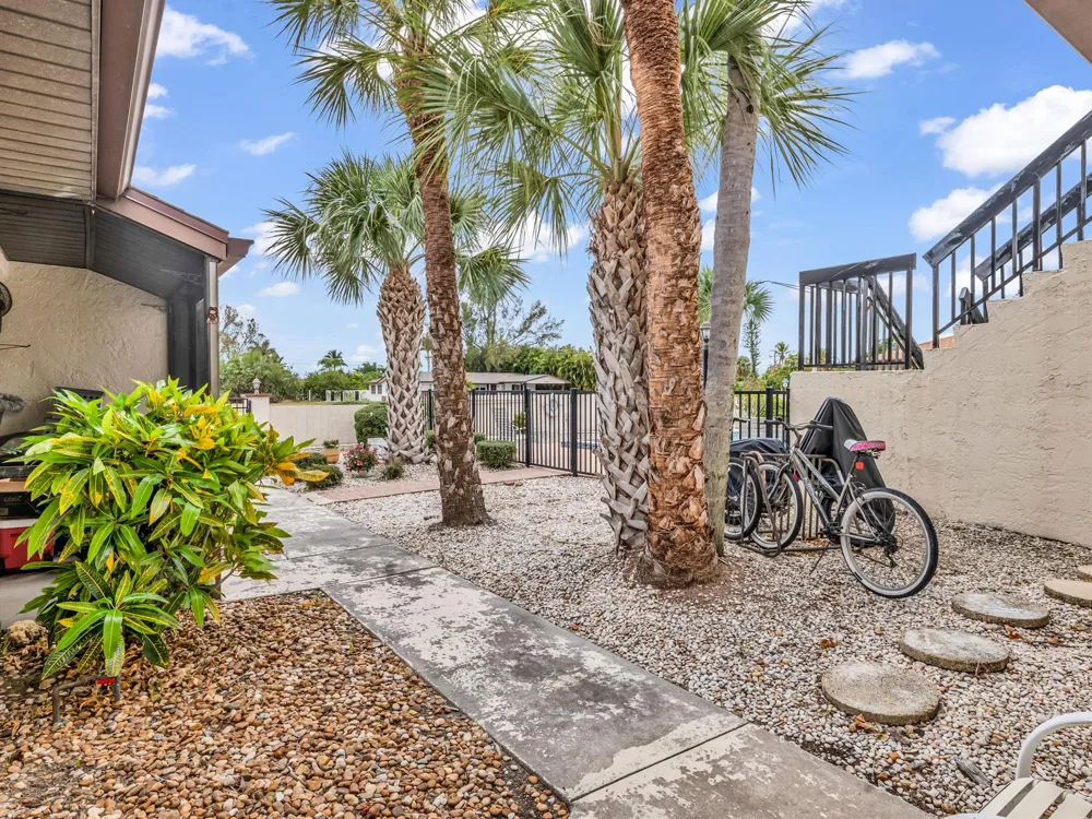151 Cape Coral Parkway W #106 Cape Coral, FL 33914