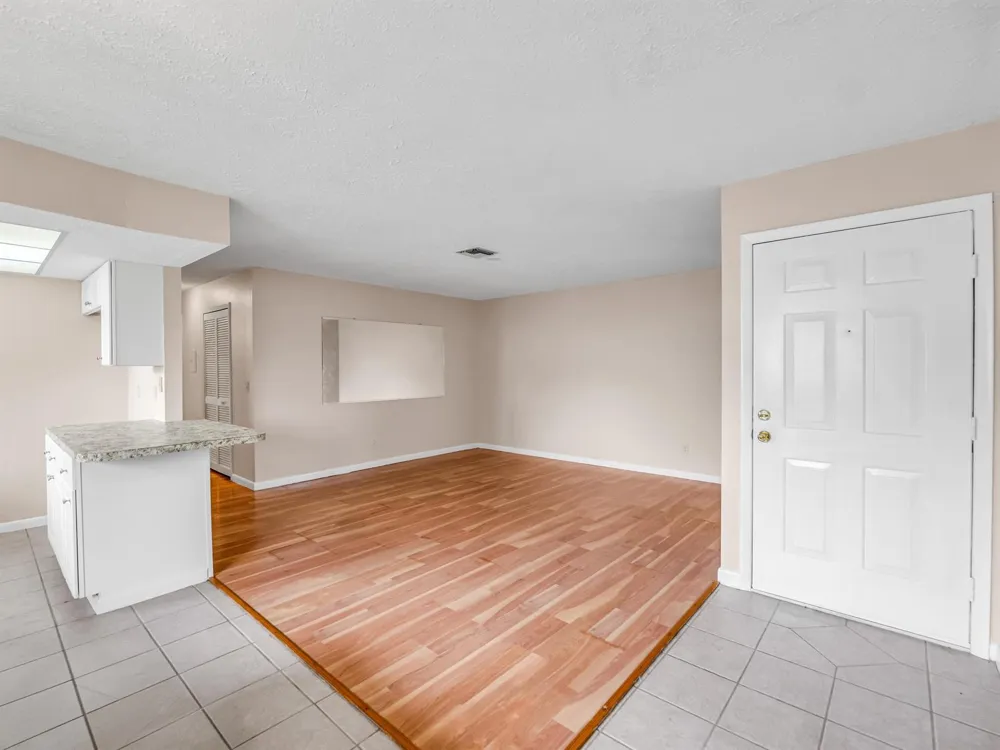 151 Cape Coral Parkway W #106 Cape Coral, FL 33914