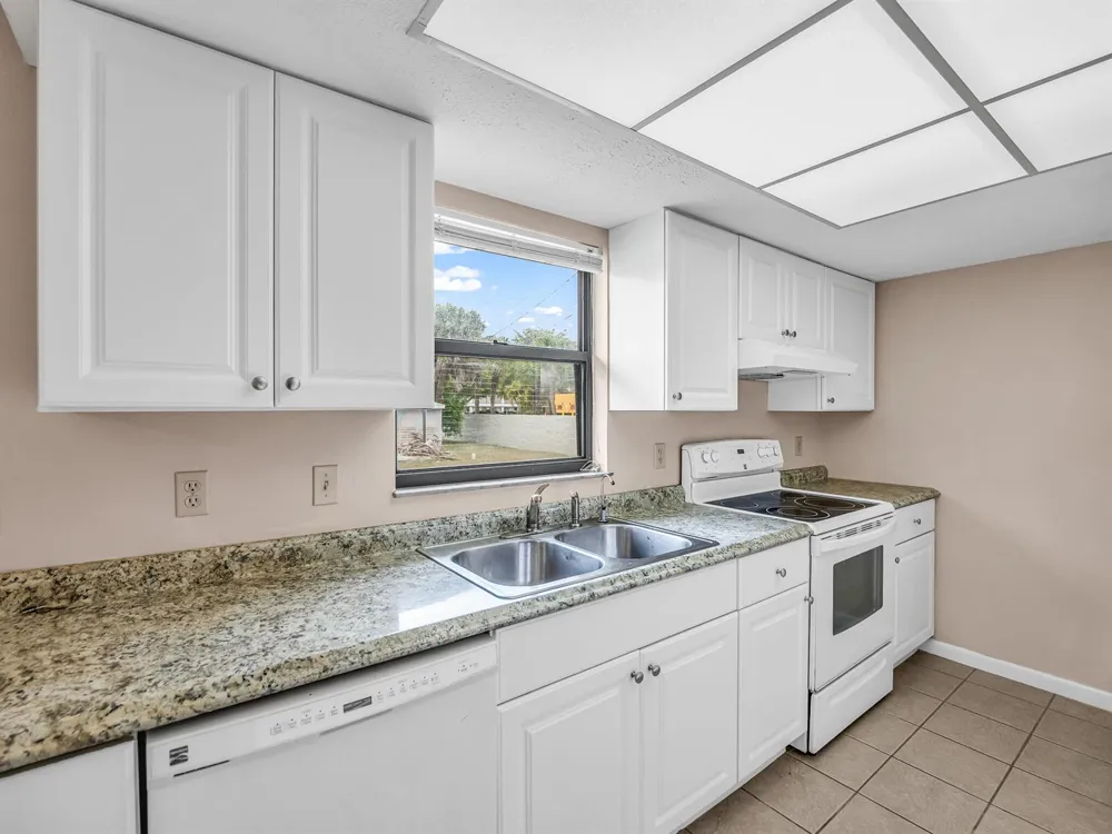 151 Cape Coral Parkway W #106 Cape Coral, FL 33914
