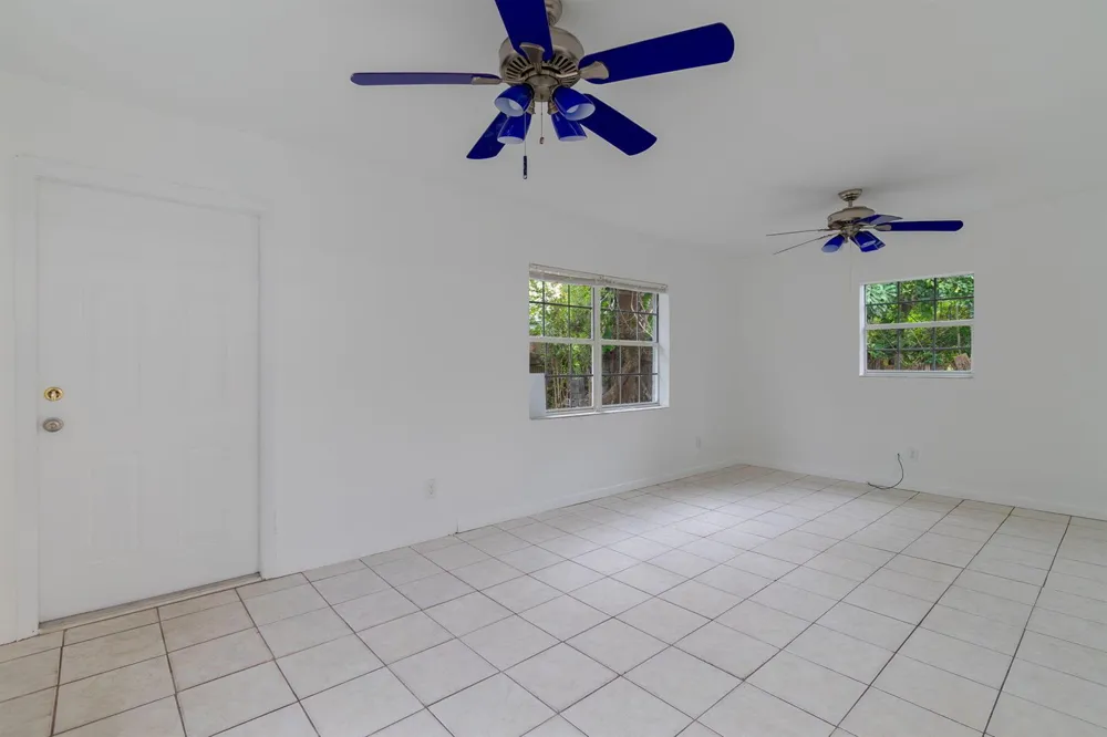 904 SE 16th Street Stuart, FL 34994