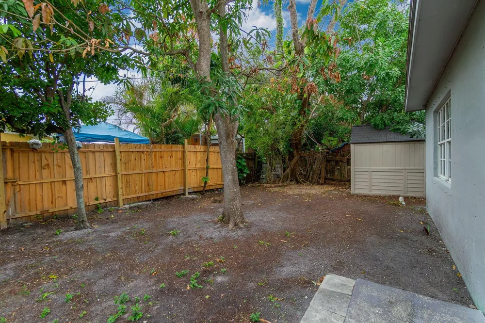 904 SE 16th Street Stuart, FL 34994