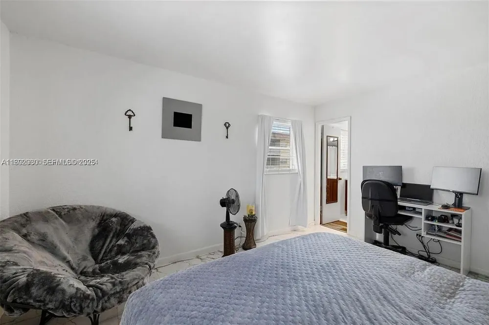 4043 NW 16th Street #201 Lauderhill, FL 33313