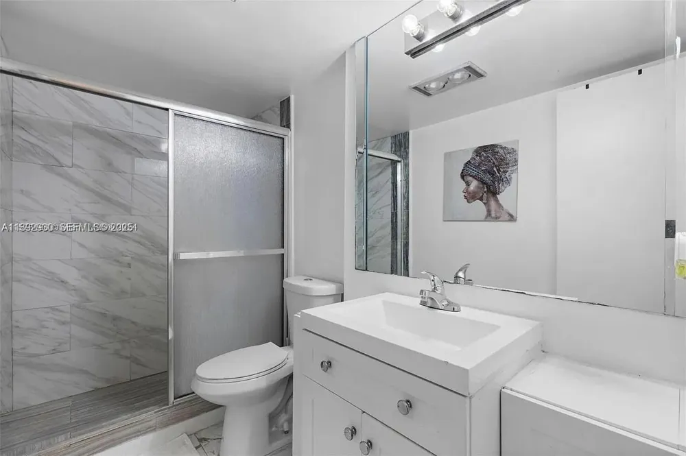 4043 NW 16th Street #201 Lauderhill, FL 33313