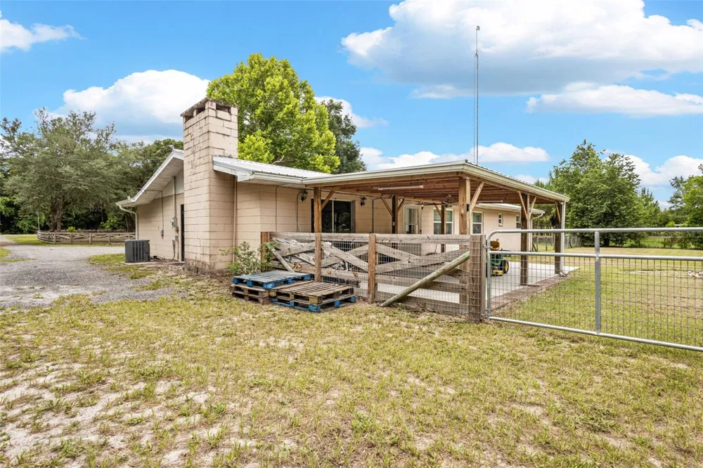 7251 NW 40TH STREET Chiefland, FL 32626