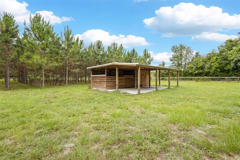 7251 NW 40TH STREET Chiefland, FL 32626